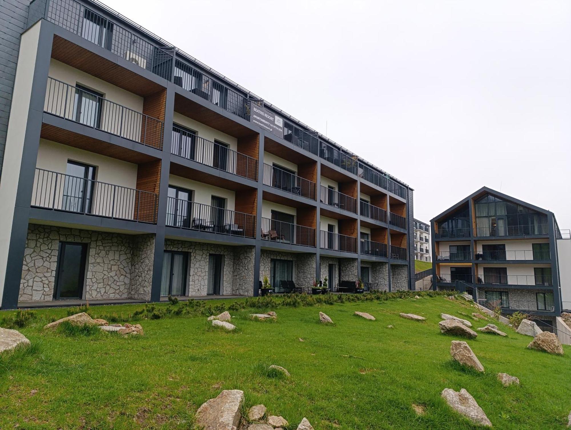 Beatris Resort Swieradow-Zdroj Bagian luar foto